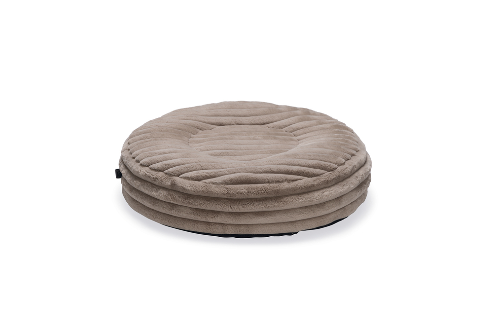 Designed by Lotte Reza - Hondenkussen - Beige - 16x65x65 cm - Klein