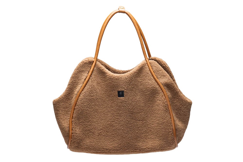 Designed by Lotte Tebby - Draagtas - Bruin