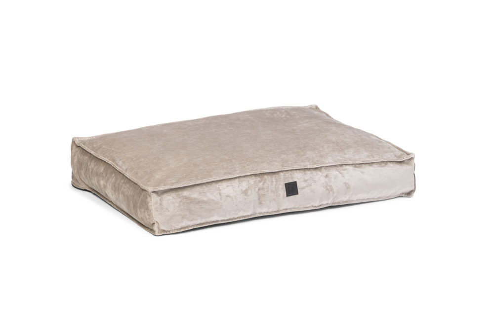 Designed by Lotte Soft Essence Orthopedisch - Hondenkussen - Lichtgrijs - 15x100x70 cm Designed by Lotte Soft Essence Orthopedisch - Hondenkussen - Lichtgrijs - 15x100x70 cm