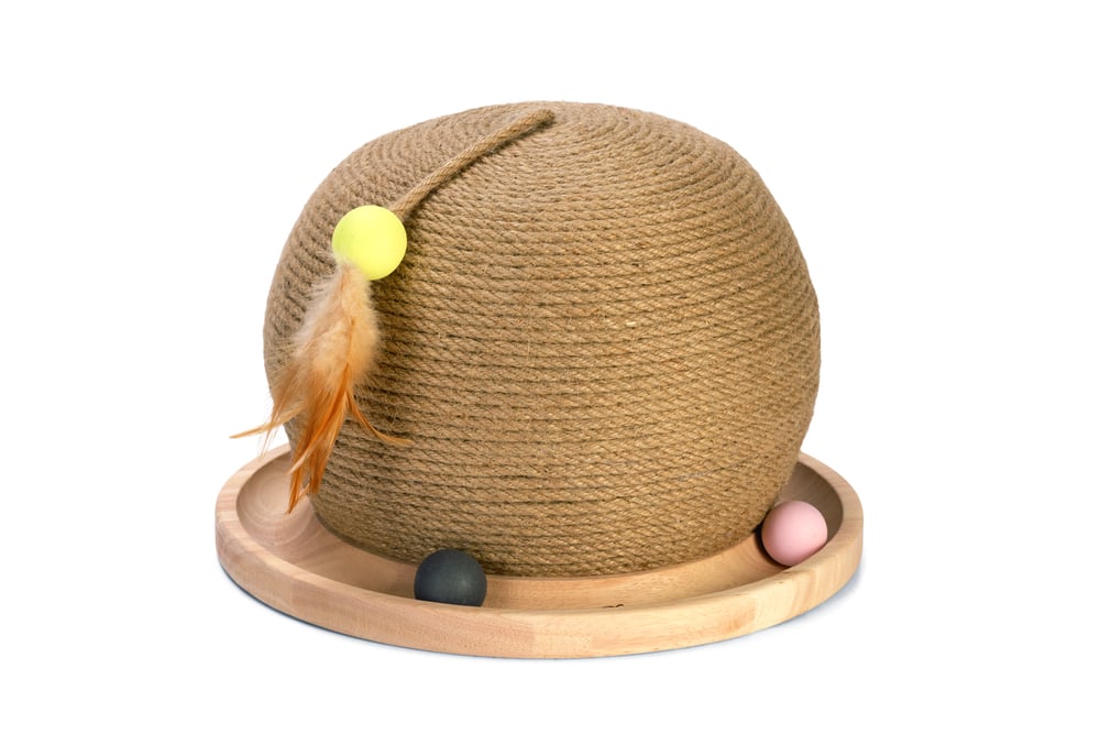 Designed by Lotte Mila - Krabpaal - Naturel - 29.5x29.5x22 cm