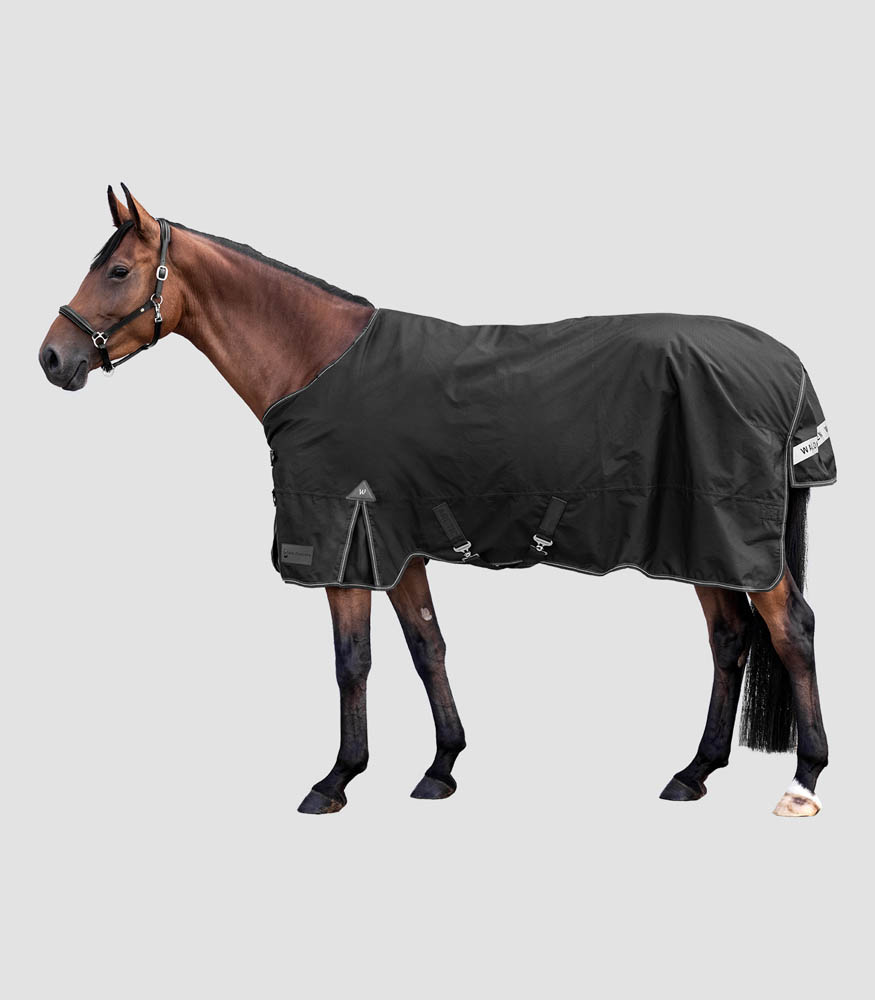 Waldhausen Arctic 200 gr - Winterdeken - Paardendeken - Zwart - 125/175 Waldhausen Arctic 200 gr - Winterdeken - Paardendeken - Zwart - 125/175